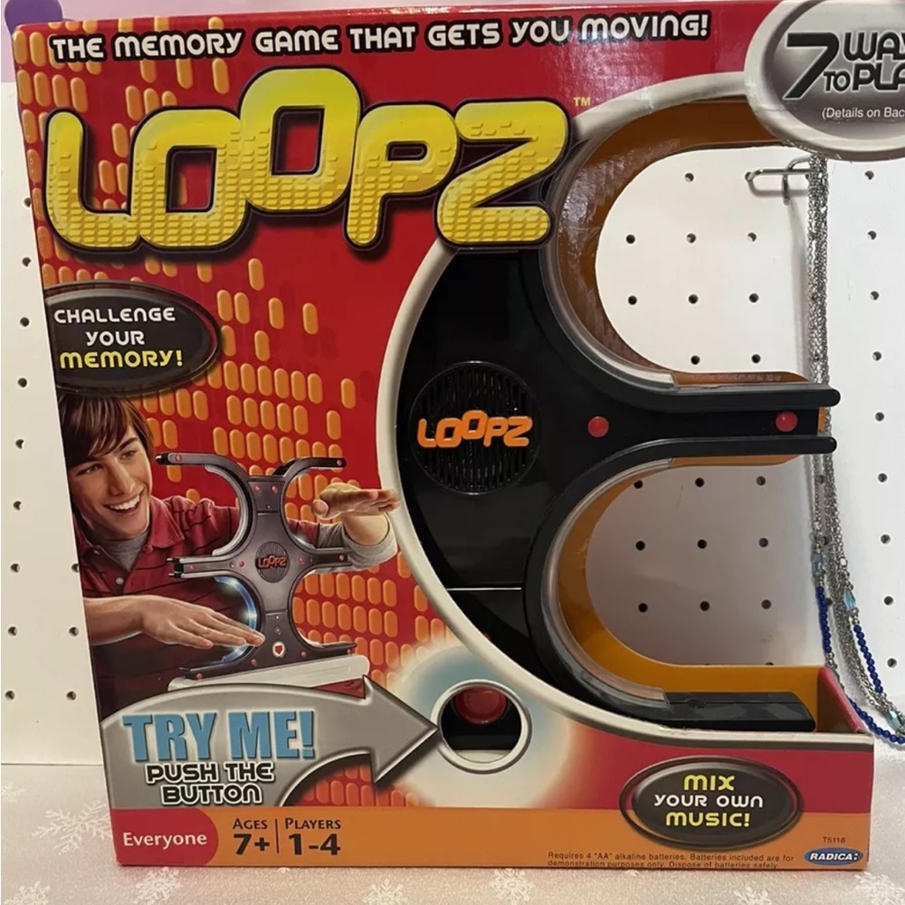 Mattel Loopz Electric With Lights 7 Ways To Play Music Memory Game New 25.00